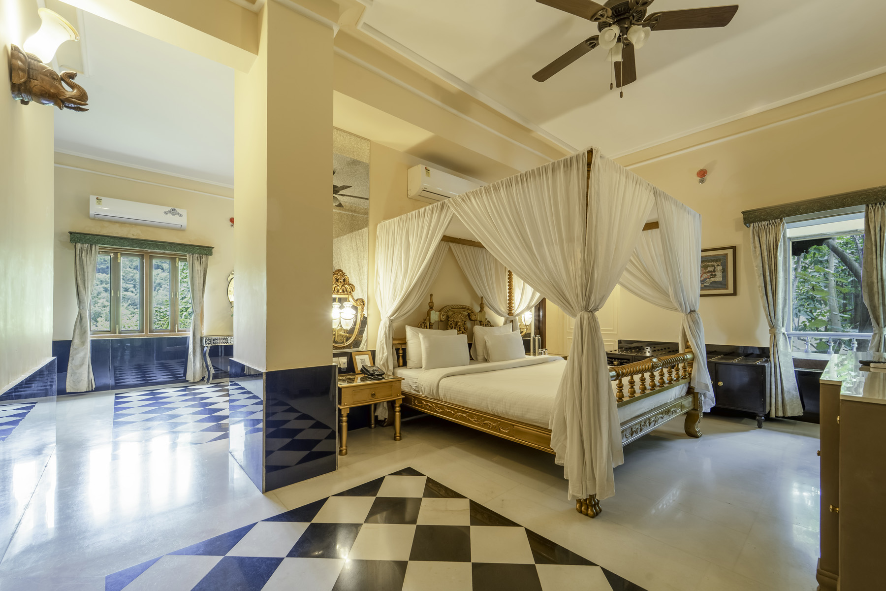 Royal Salute Suite (5)