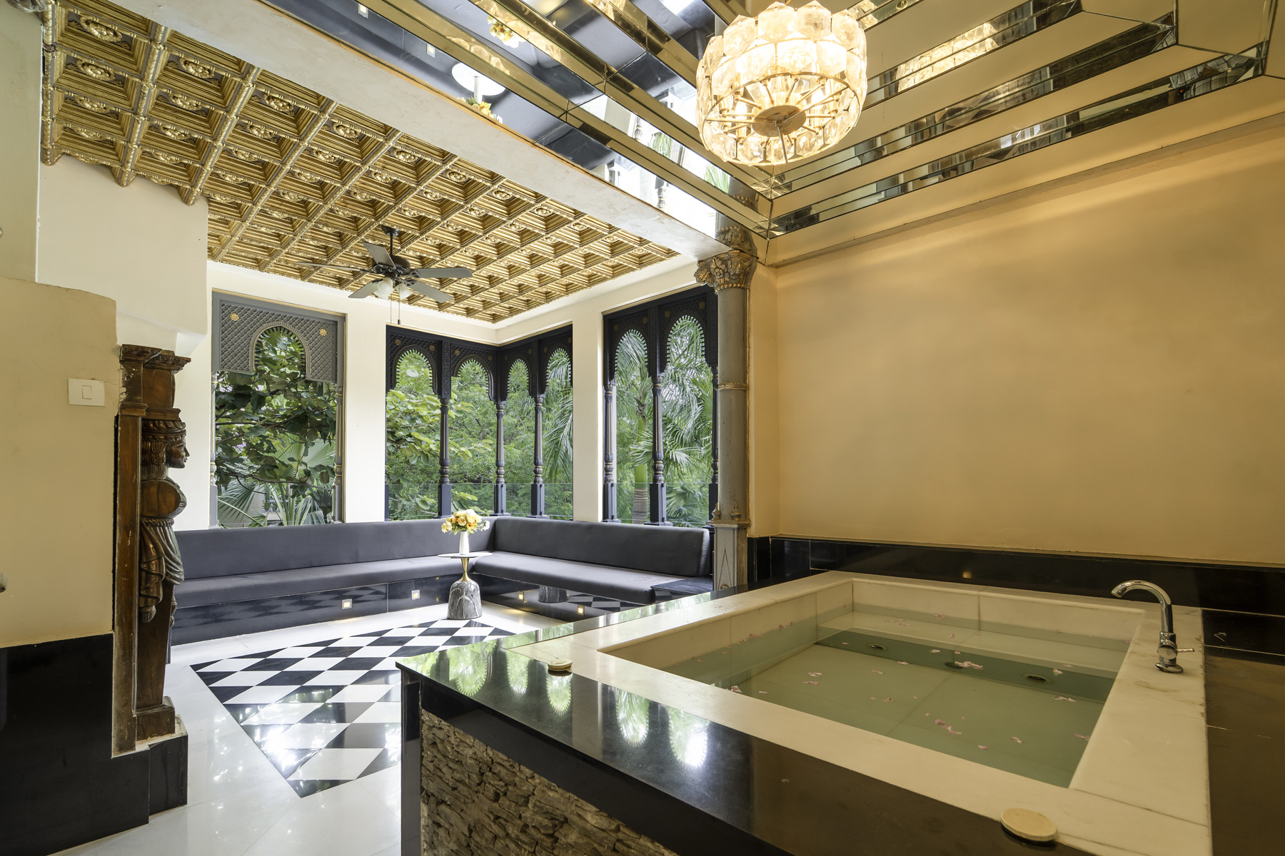 Royal Salute Suite (9)